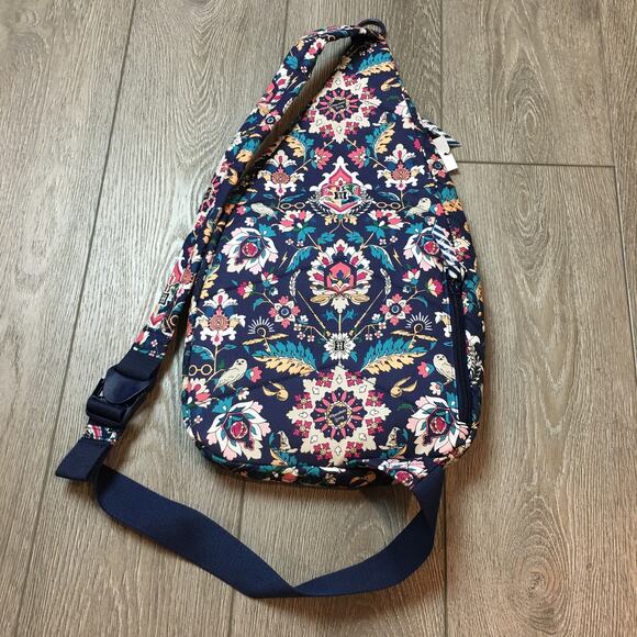 NWT Vera Bradley x Harry Potter Sling Backpack  home to hogwarts - Picture 2 of 9